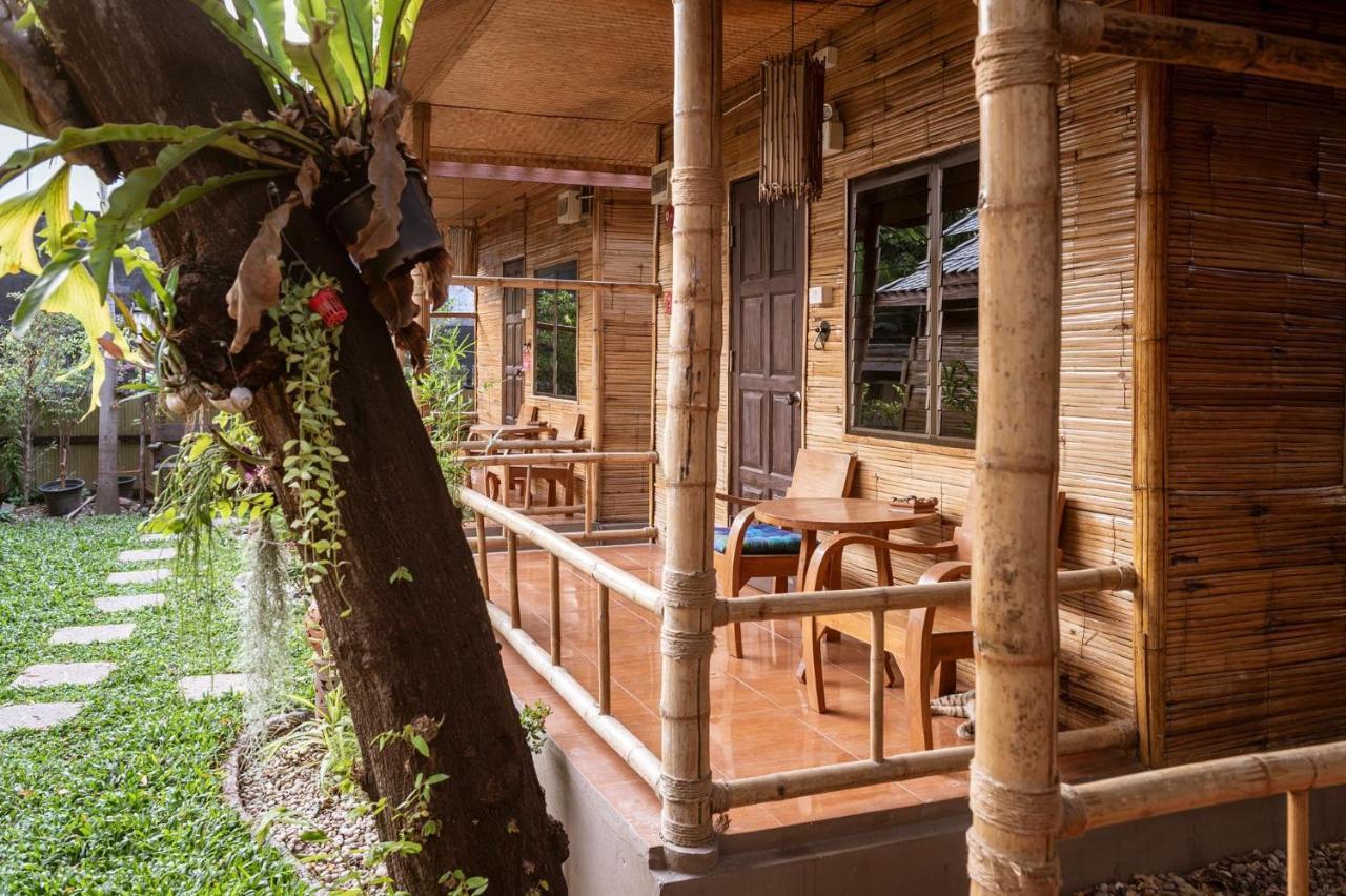 Boutique Hotel & Restaurant, Jaidee Bamboo Huts شيانغ ماي المظهر الخارجي الصورة